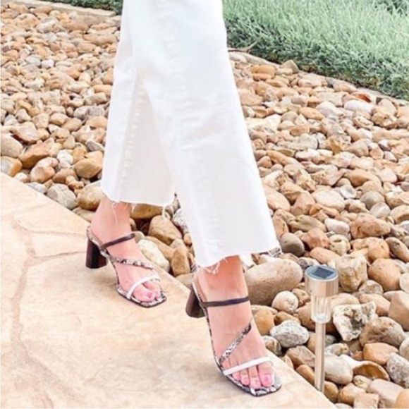 Marc Fisher Snakeskin ‘Aliana’ Sandals Block Heel Bloggers Favorite Size 9.5 - Picture 6 of 16